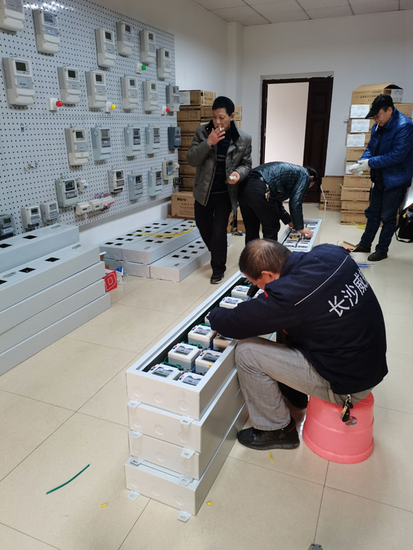 智能電表來(lái)了，預(yù)付費(fèi)電表該下崗了嗎？